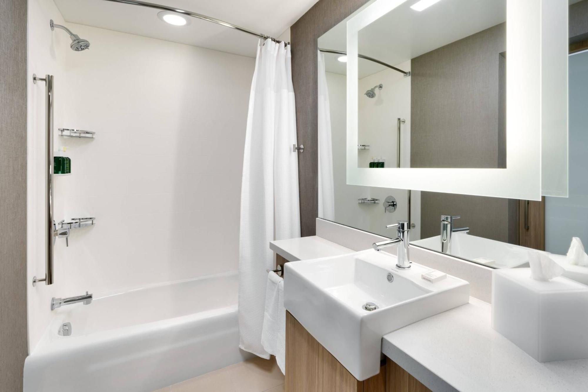 Springhill Suites By Marriott Salt Lake City Sugar House Exterior foto